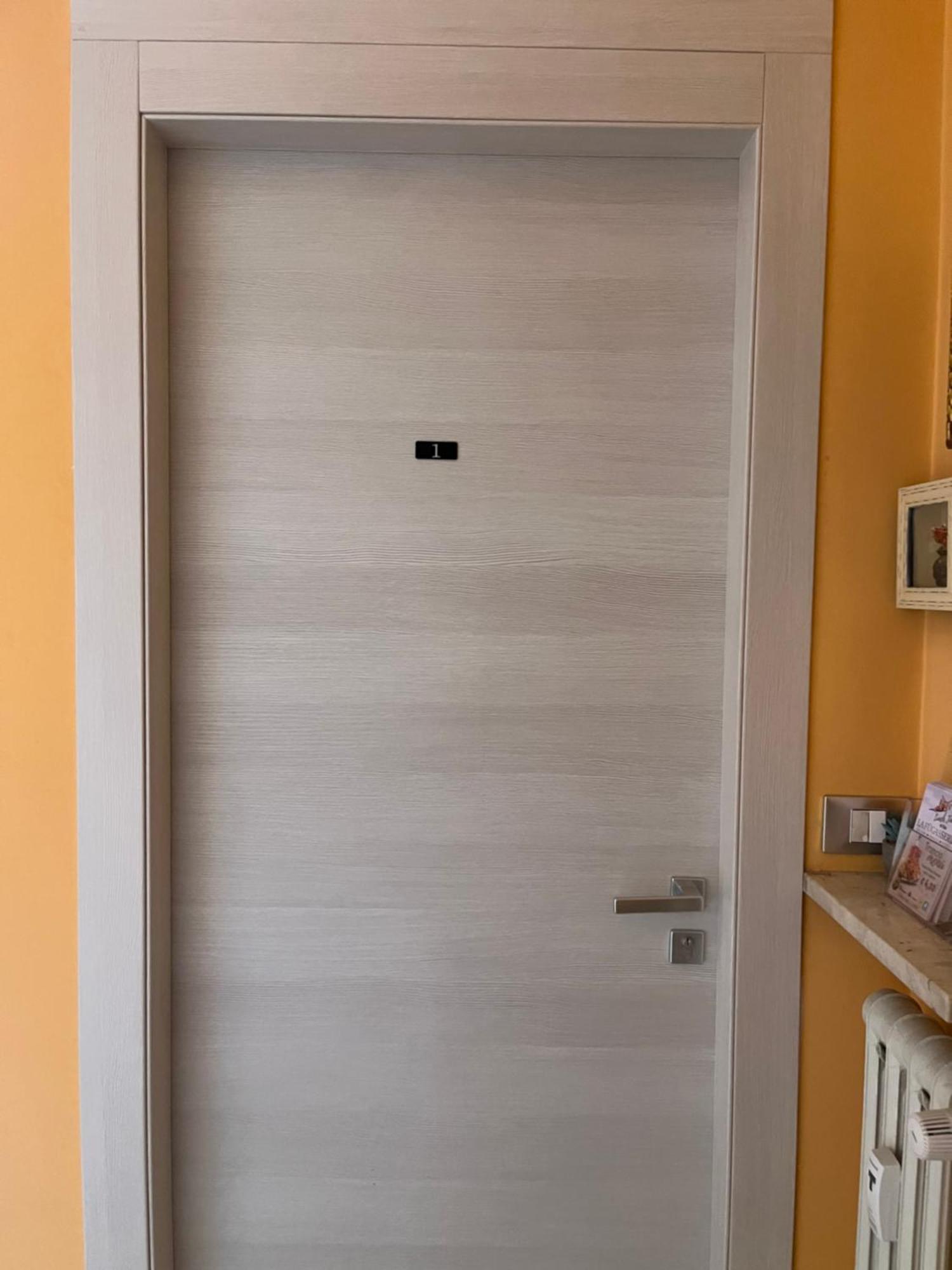 Boutique Affittacamere Attico In Centro Cuneo Exteriér fotografie